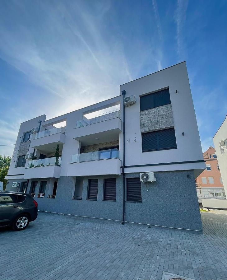 Apartman Mik Нови-Сад Экстерьер фото