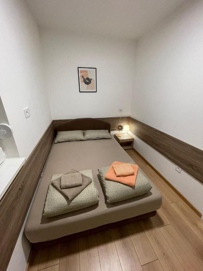 Apartman Mik Нови-Сад Экстерьер фото