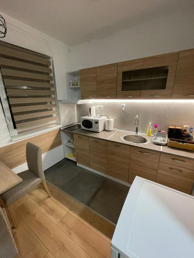 Apartman Mik Нови-Сад Экстерьер фото